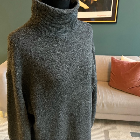 2 for $29 | Long Turtleneck Wool-Blend Sweater | H&M - Picture 2 of 5